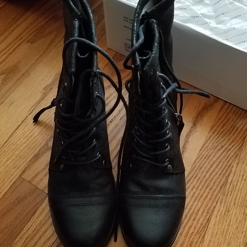 Aldo Lola lace up boots Black Size 8 NIB